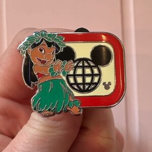 WDW Hidden Disney Series 2025 Wave B: Walt Disney World D Lilo pin